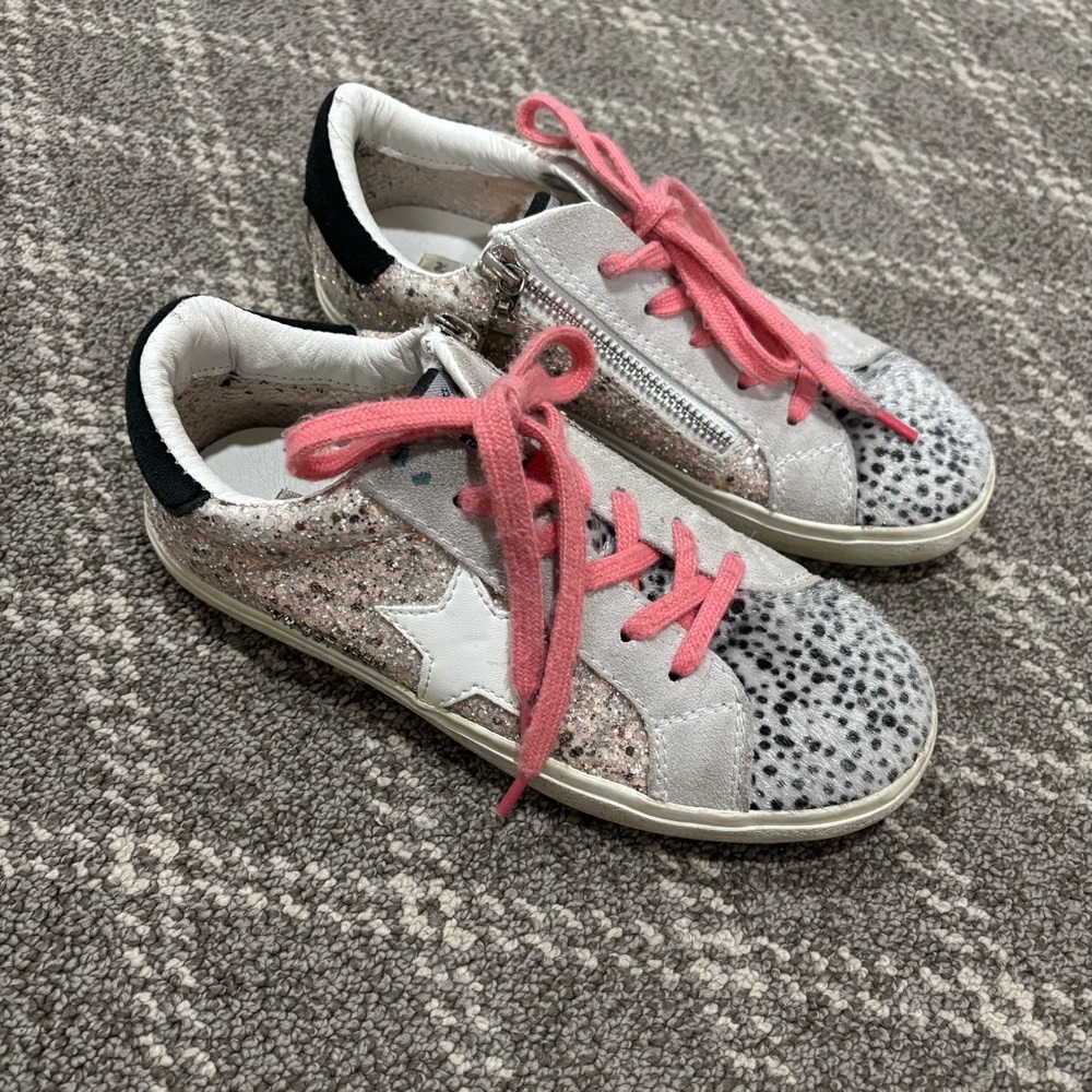 Vintage Havana Kids Kona sneakers glitter leopard print pink laces Girls size 4
